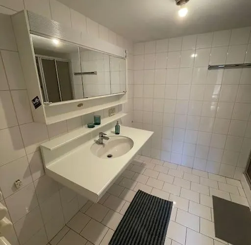 Zentrales Mit Terrasse