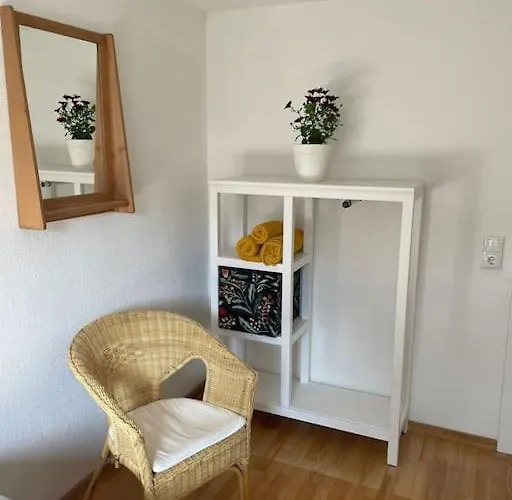 Zentrales Mit Terrasse Appartement *